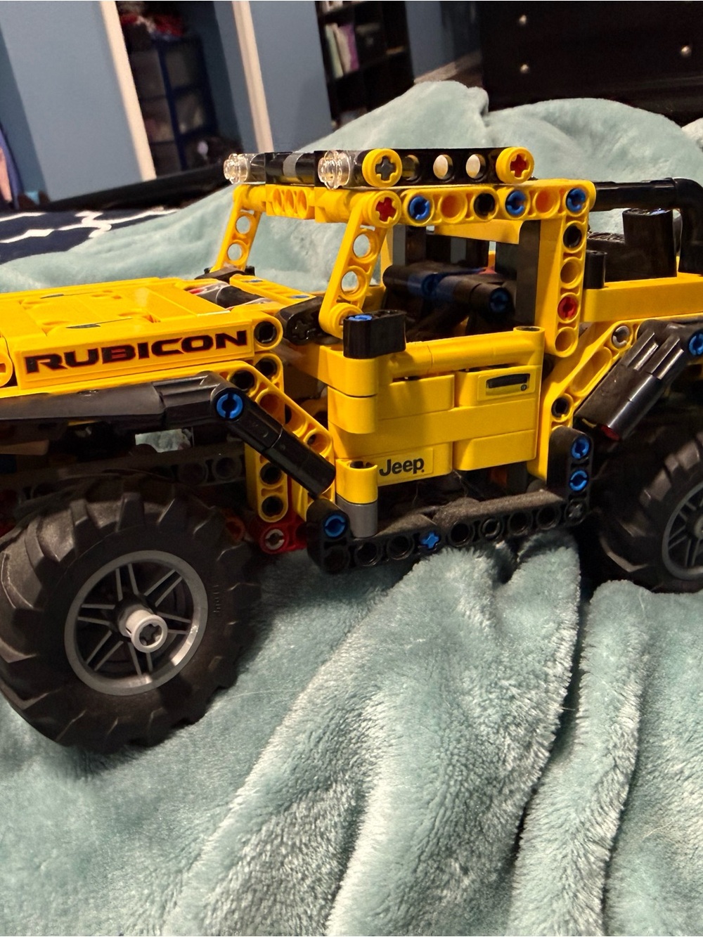 Lego Technic 42122 Jeep Wrangler Rubicon Retired Set